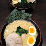 横浜家系ラーメン 一四家 - 