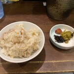 ぶんぶく - かやくご飯