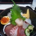 Roiyaru - 海鮮丼アップ