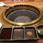 SATOブリアン七番 - 多彩なタレ