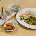 フォーロック - チキンレモングラス煮込みランチ