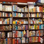 Ariaketei - 棚にはたくさんのボードゲーム