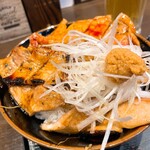 炭焼 豚丼 小豚家 - 