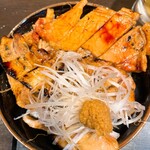 炭焼 豚丼 小豚家 - 