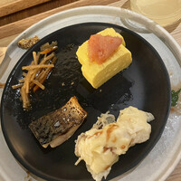 ERUTAN RESTAURANT BAR - 