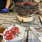 広島ホルモン・冷麺・元祖たれ焼肉 肉匣 - 塩タン