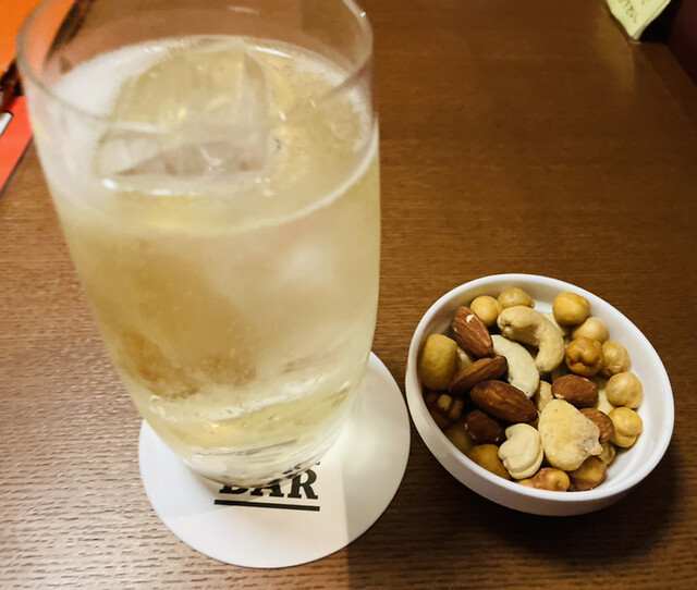ハイボールバー三ノ宮1923 三宮（神戸市営）/ダイニングバー/ネット予約可 食べログ