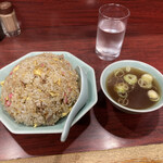 園春 - 大盛りチャーハン