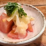 Sumibiyaki Tori Totoya - ガリとトマト