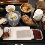 日本料理 Japanese Cuisine 桜丘 - 和朝食