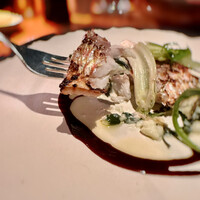 ザ タヴァン グリル＆ラウンジ - 