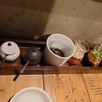 焼肉 房家 - お塩、わさび、つけダレ、梅？たれ、かけるタレ