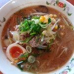 餃子の王将 - 味噌ラーメン715円(2022.11.7)