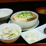 くりちゃん - モツ煮定食