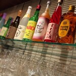 Yakiniku Resutoran Karashiya - 麦・芋焼酎をはじめ、生ビールやワイン・日本酒にハイボール・サワーなど、焼肉メニューにピッタリのドリンクメニューをご用意しております。お子様向けのソフトドリンクメニューもございます。