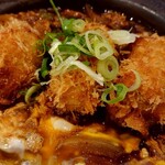 Katsumasa - 牡蠣フライ味噌鍋のアップ