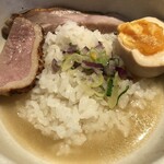 鴨出汁中華蕎麦 麺屋yoshiki - 北海鴨の中華蕎麦（塩）+味玉+小ライス