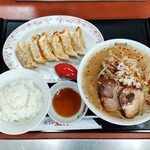 餃子の王将 - 担々麺セット￥1111(税込)