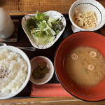 Ajikura - 