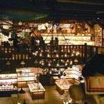 硝子製品ってこんなにあるんだ～ってびっくりするくらいの品ぞろえだよ。食器やインテリアやアクセサリー・・・ランプもいろんな種類があって、1日見ていても飽きないな～おみやげをいろいろ買いました。