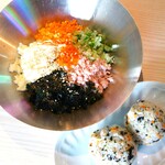 Tobikko Chumoppa (Korean style Onigiri rice ball)