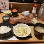 Dousan Sakaba Kitagin - 道産サーロイン炭火焼ステーキ定食(1,000円)