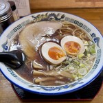 旭川らぅめん青葉 本店 - ■醤油ラーメン＋煮卵トッピング（ラード多め）