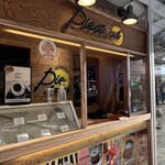Pie stand BY FREAK'S STORE Karuizawa Purinsushoppingupurazaten