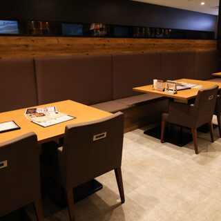 Directly connected to Hakata Station! Easy to use in a wide range of situations ◎ A space with an adult atmosphere