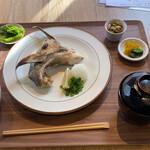 はちマル食堂 - 