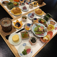 柿安 料亭本店 - １８菜ランチ