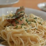 ルパ・トレフル - パスタランチ950円アサリと小海老のホワイトソースベース