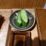 とんかつ とみた - きゅうりのおしんこ