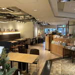 Cafe & Books Bibliotheque - 店内