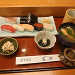 高砂寿司 - にぎり花(握り6貫・巻物・小鉢2品・お椀)1200円