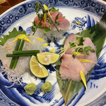 けやき酒場 - 刺し盛り3種、金目鯛も！お皿が綺麗