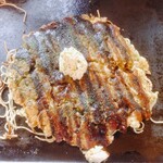 かつやま - 料理写真:豚玉¥600+モダン焼(そば)¥150