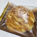 Shatoreze - 北海道産バターどら焼き(129円)です。