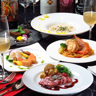 We offer a wide variety of colorful course dishes prepared by our chef.