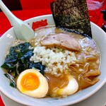 ラーメン山岡家 - プレミアム醤油とんこつ・JAF会員証で味玉