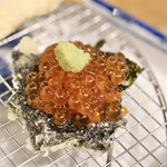 天ぷらdeワイン かとう - 海苔の天ぷら イクラのカナッペ