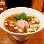 麺堂にしき - 鴨だし醤油ラーメン