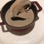 マッシュルーム - フォアグラのプリン マッシュルームとトリュフのソース