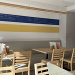 スマチノーゴ - 明るい店内