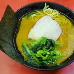ラーメン 杉田家 - ラーメン並固め多め