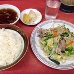 中華料理　華正 - 肉野菜炒めライス650