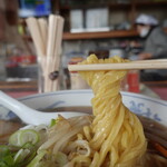サッポロラーメン エリモ - 麺リフト
