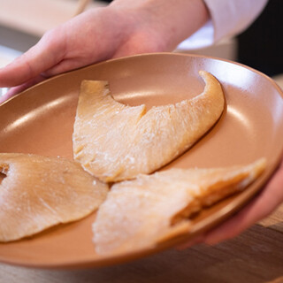 料理人の確かな技術でお届けする「おまかせディナーコース」