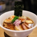 らぁ麺や 嶋 - 特製らぁめ麺(醤油)=1450円