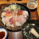 郷土料理 こふじ - 海鮮生ちらし1,200円